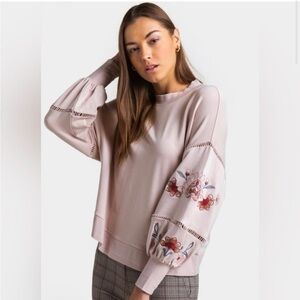 Harper Heritage Embroidered Ladder Sleeve Shirt Size XS